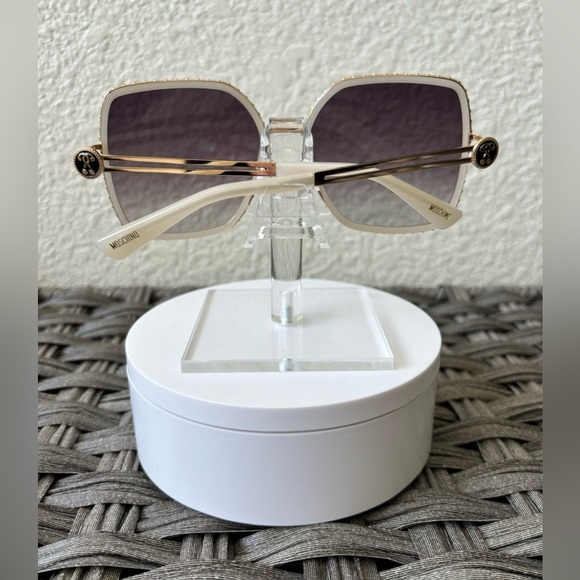 Moschino Sunglasses - Picture 3 of 6
